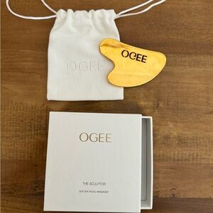 Ogee Gua Sha Sculpture